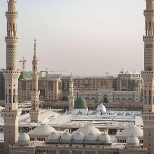 https://madinah-hilton.medinahotel.net